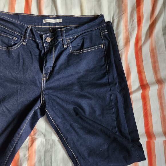 Levi’s 710 Super Skinny Jeans Women’s Size 31 Dark Wash Stretch Denim - Picture 4 of 13